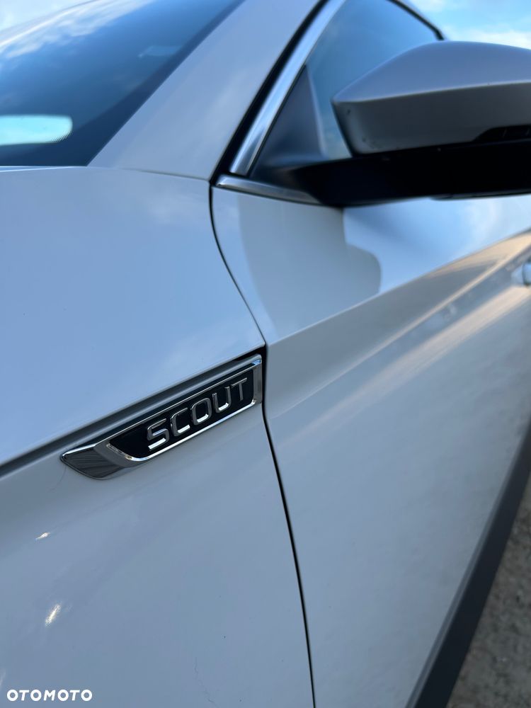 Skoda Superb 2.0 TDI SCR 4x4 Scout DSG - 6