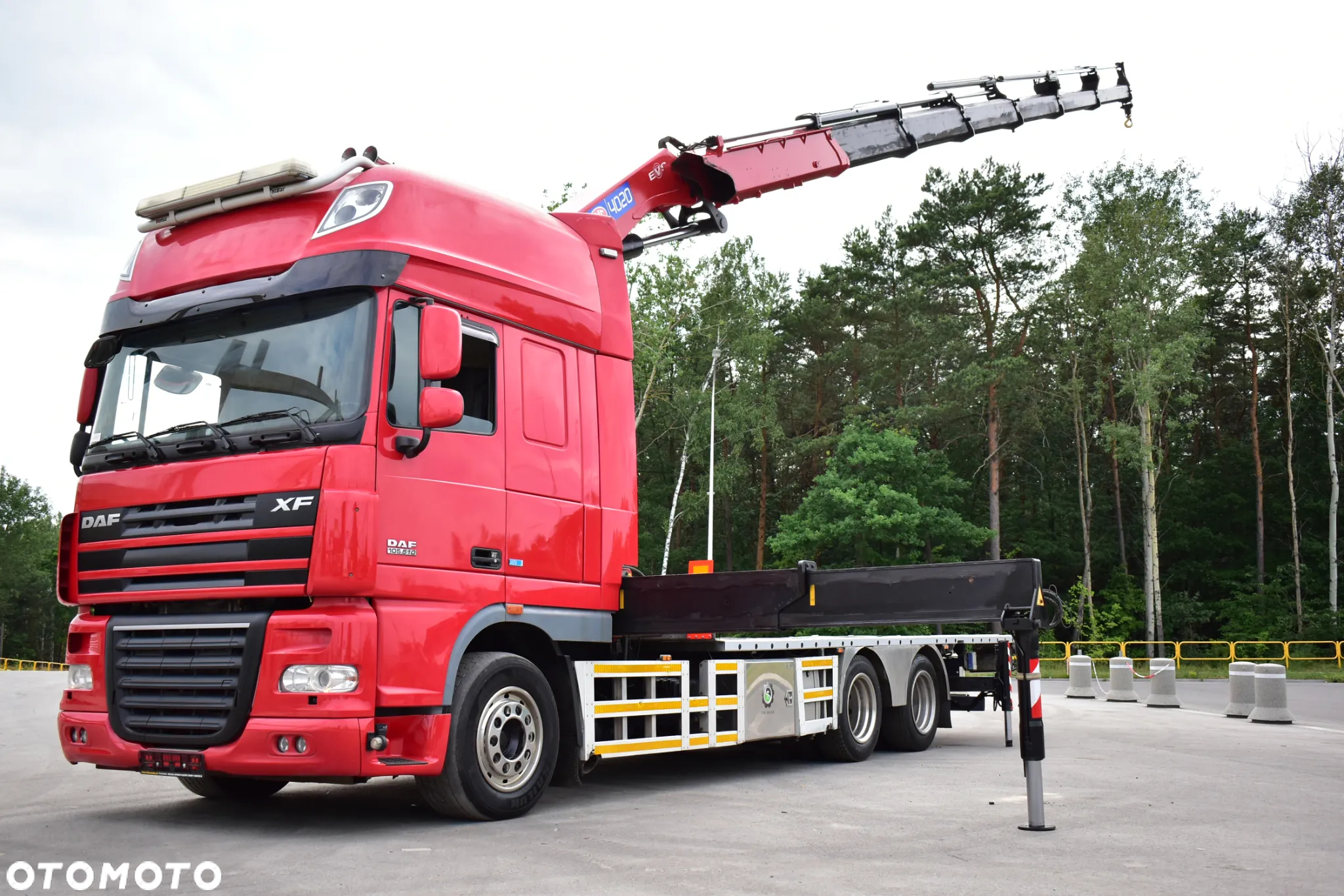 DAF XF 105 6X2 HMF 4020 HDS Żuraw Crane - 10