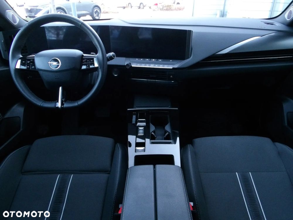 Opel Astra 1.2 T GS S&S - 22