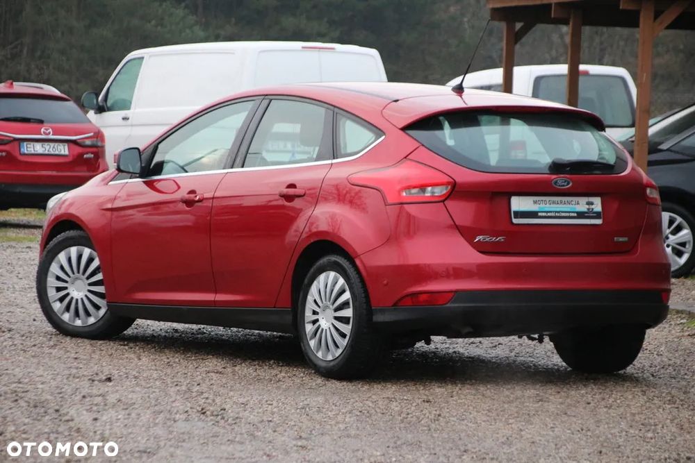 Ford Focus 1.0 EcoBoost Titanium - 11