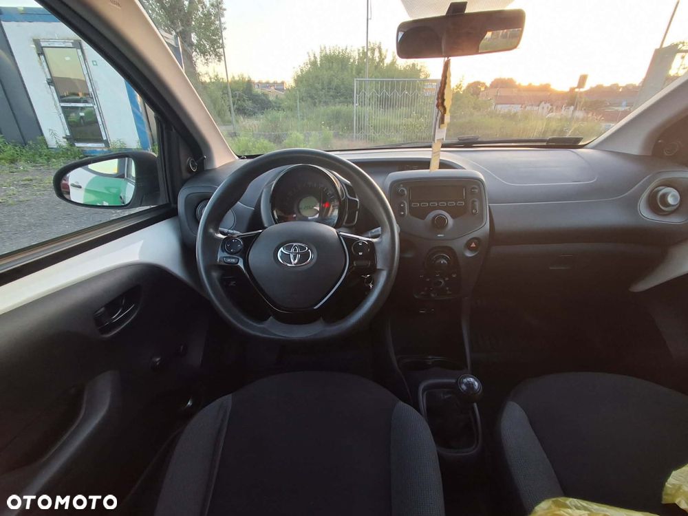 Toyota Aygo - 8