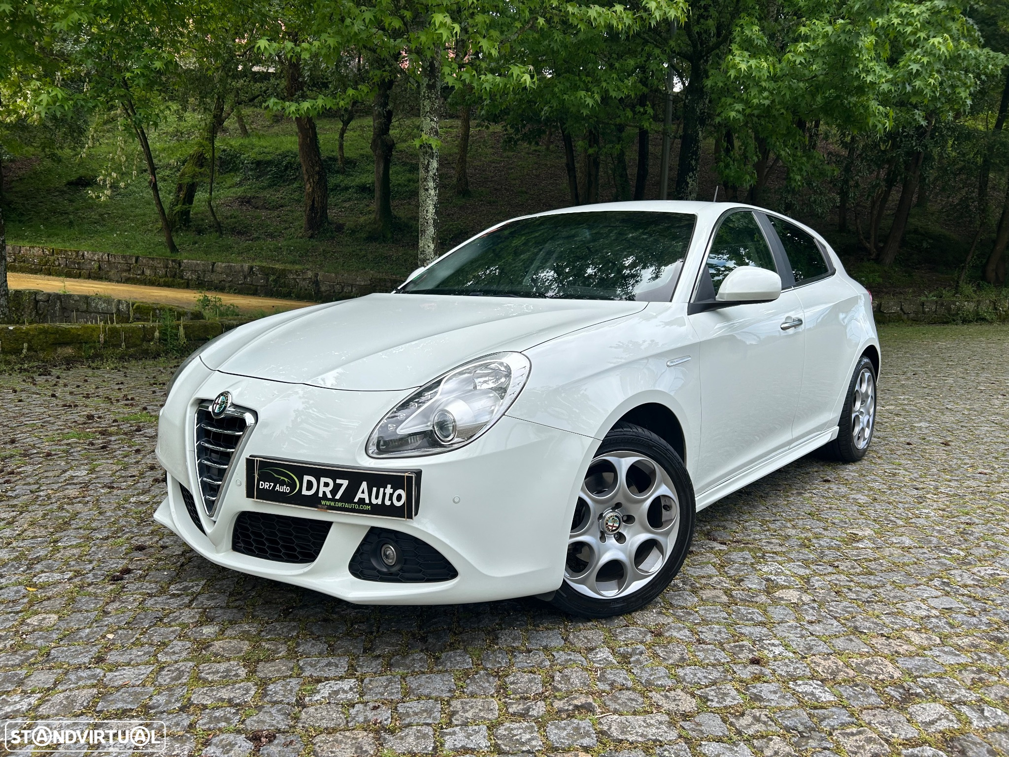 Alfa Romeo Giulietta 1.4 T Multiair Distinctive - 10