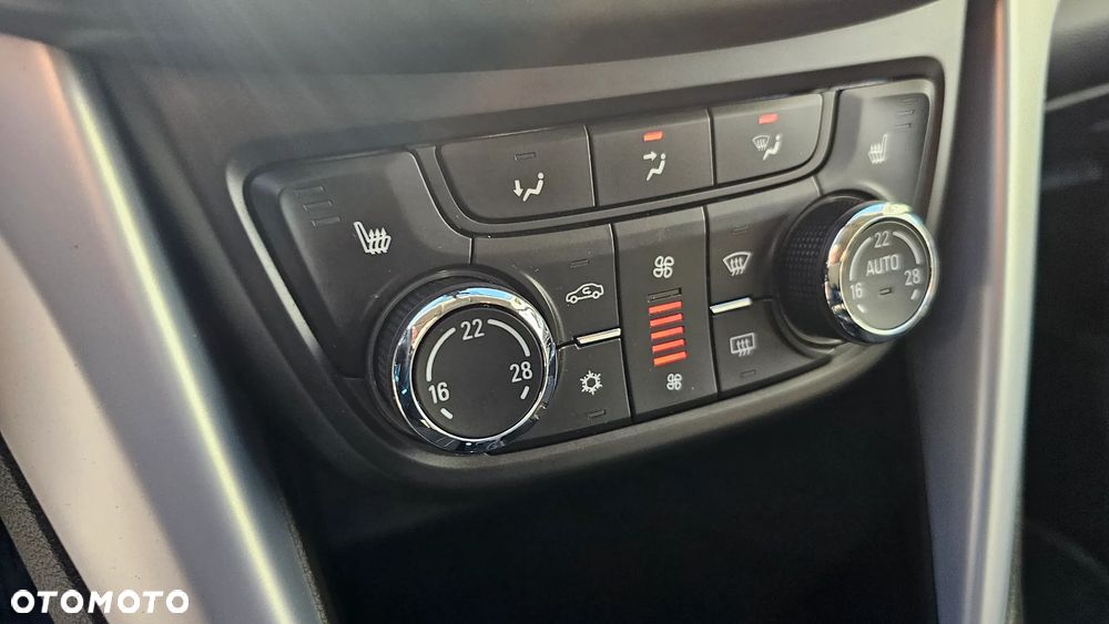 Opel Zafira 1.4 T Cosmo EcoFLEX S&S EU6 - 28