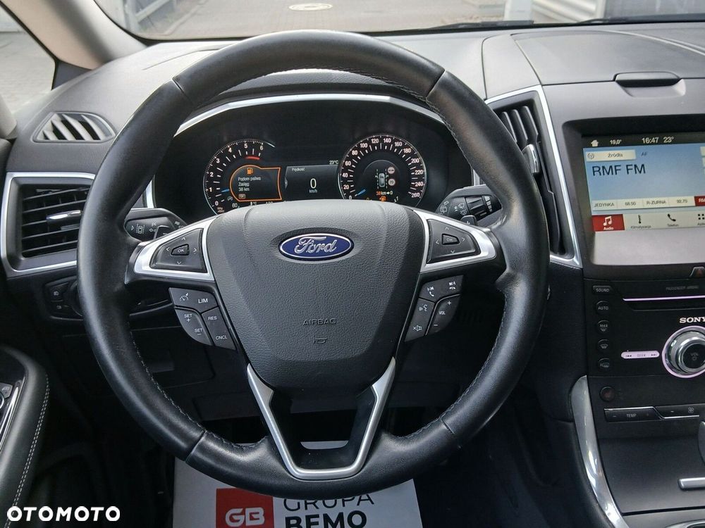 Ford S-Max 2.0 TDCi Titanium PowerShift - 15