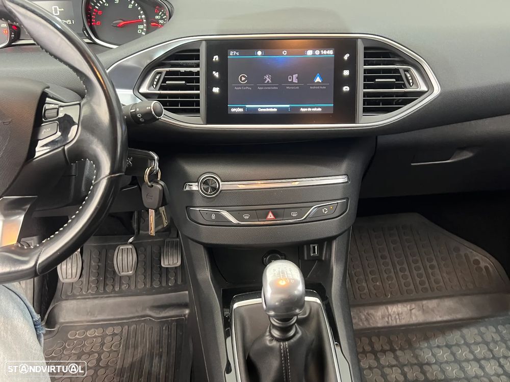 Peugeot 308 SW - 12