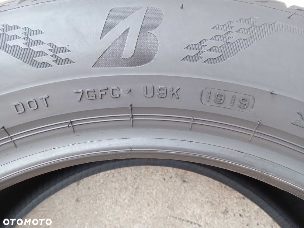 Opony Bridgestone Turanza T005  225/60R17 - 6