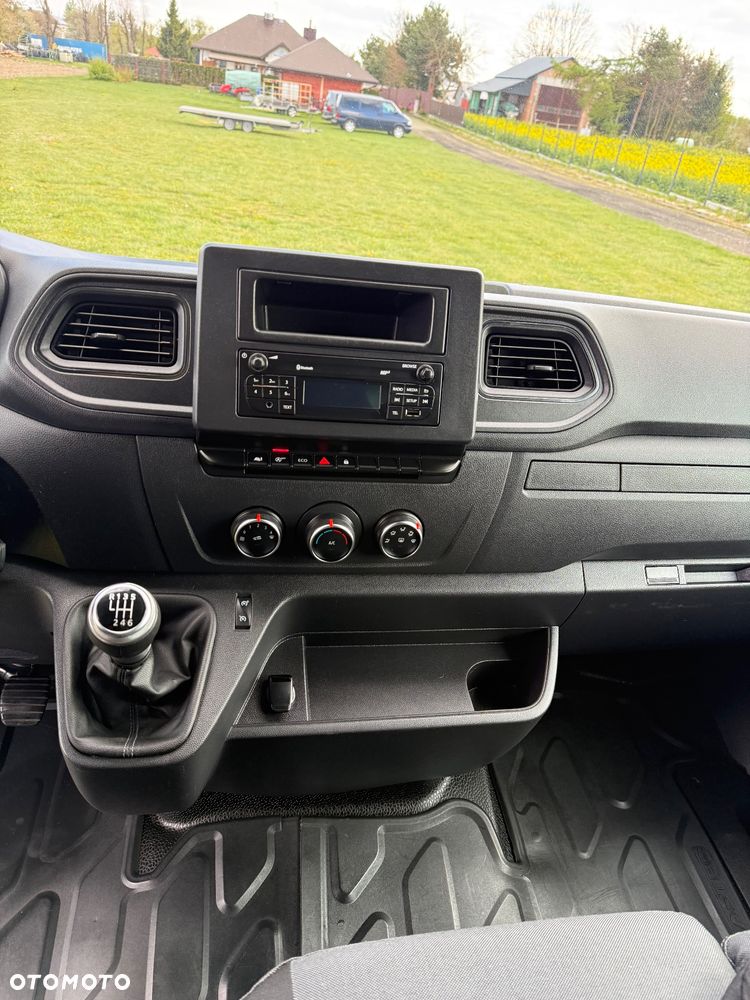 Renault Master - 11