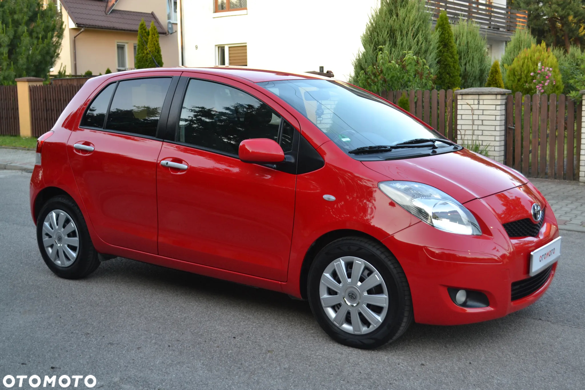 Toyota Yaris - 10