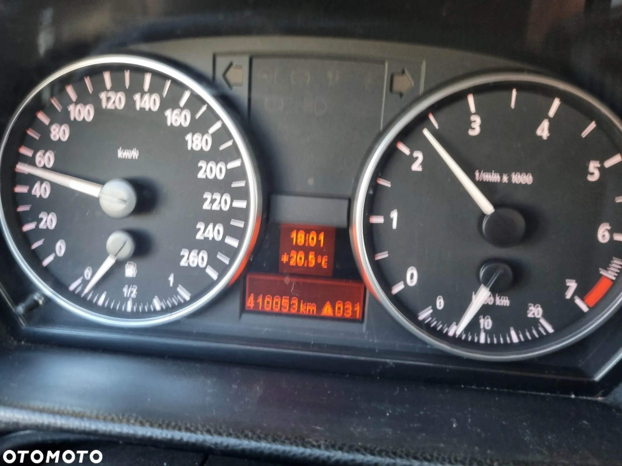 BMW Seria 3 320i - 17