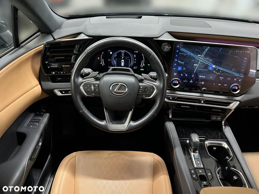 Lexus RX - 16