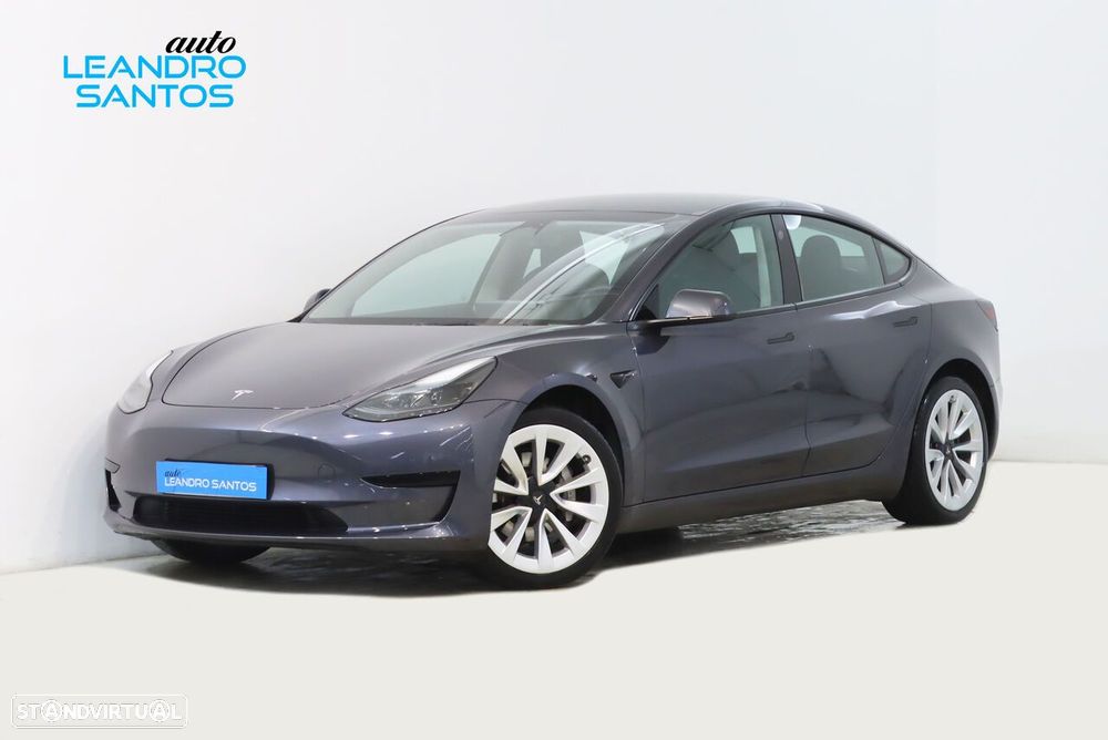 Tesla Model 3 - 2