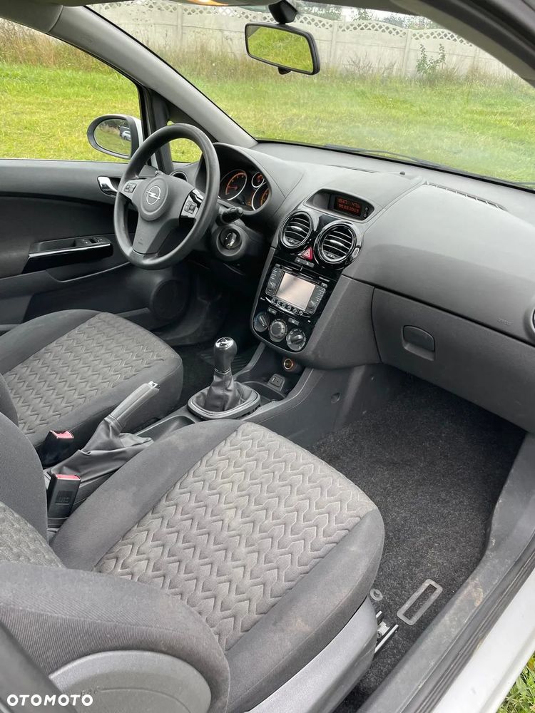 Opel Corsa - 14