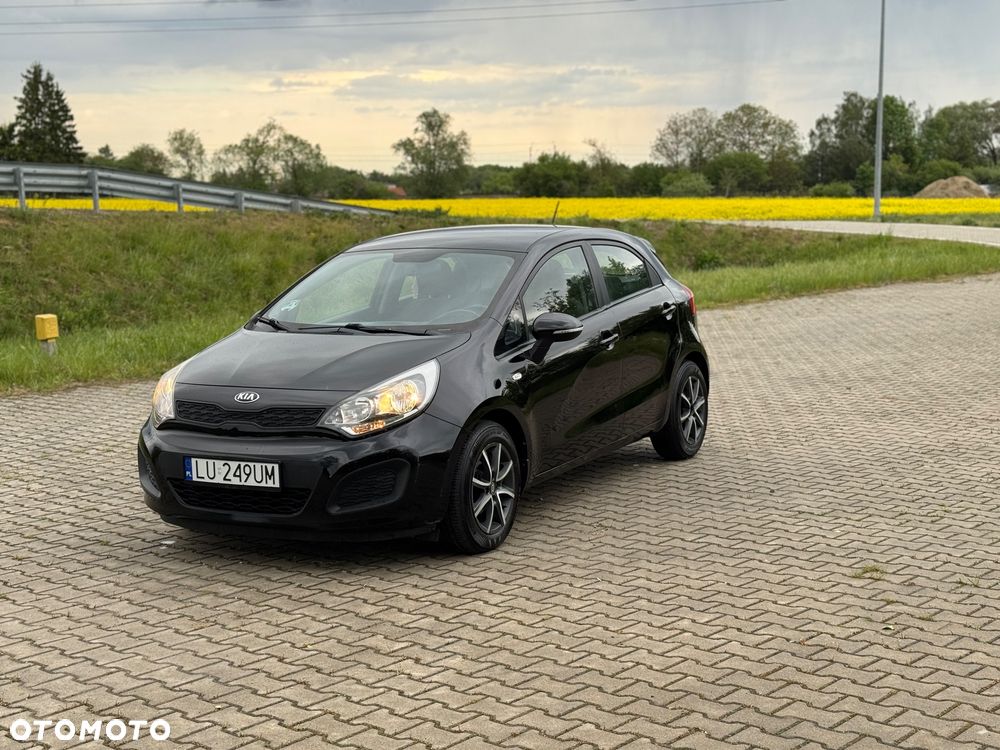 Kia Rio - 4