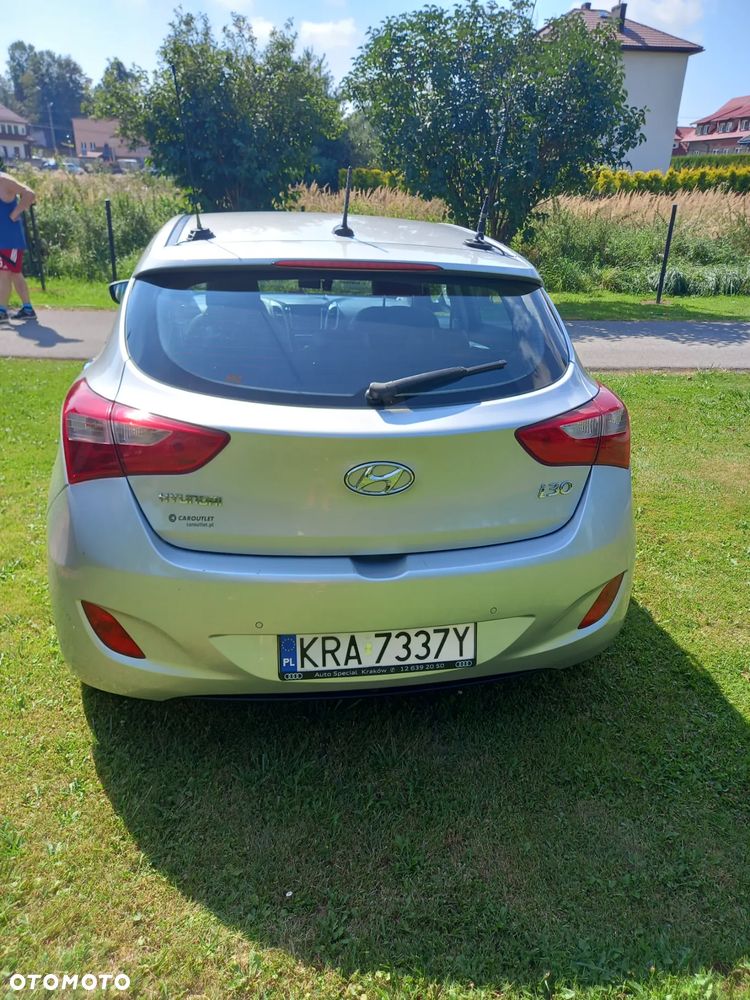 Hyundai i30 i30cw 1.6 CRDi Style - 4