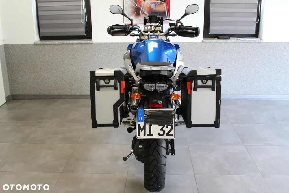 Yamaha Super Tenere - 3