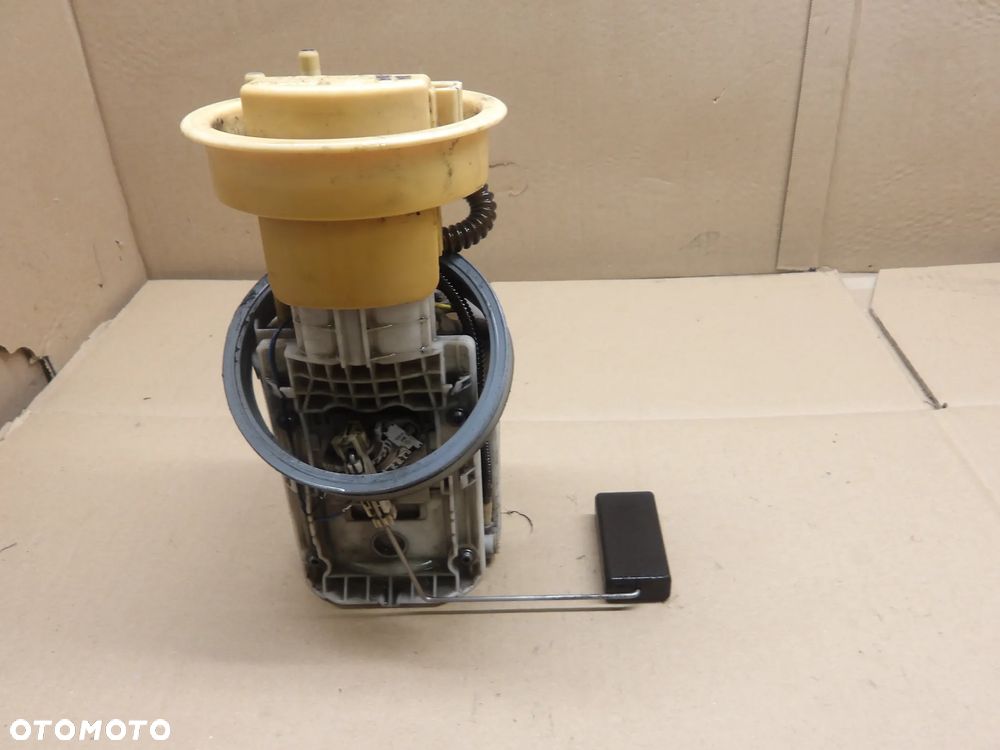 VW POLO IV 9N HB 5D 1.4TDI POMPA PALIWA 6Q0919050D - 1