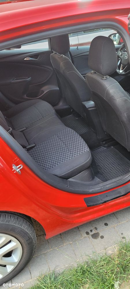 Opel Astra 1.4 T Enjoy - 19