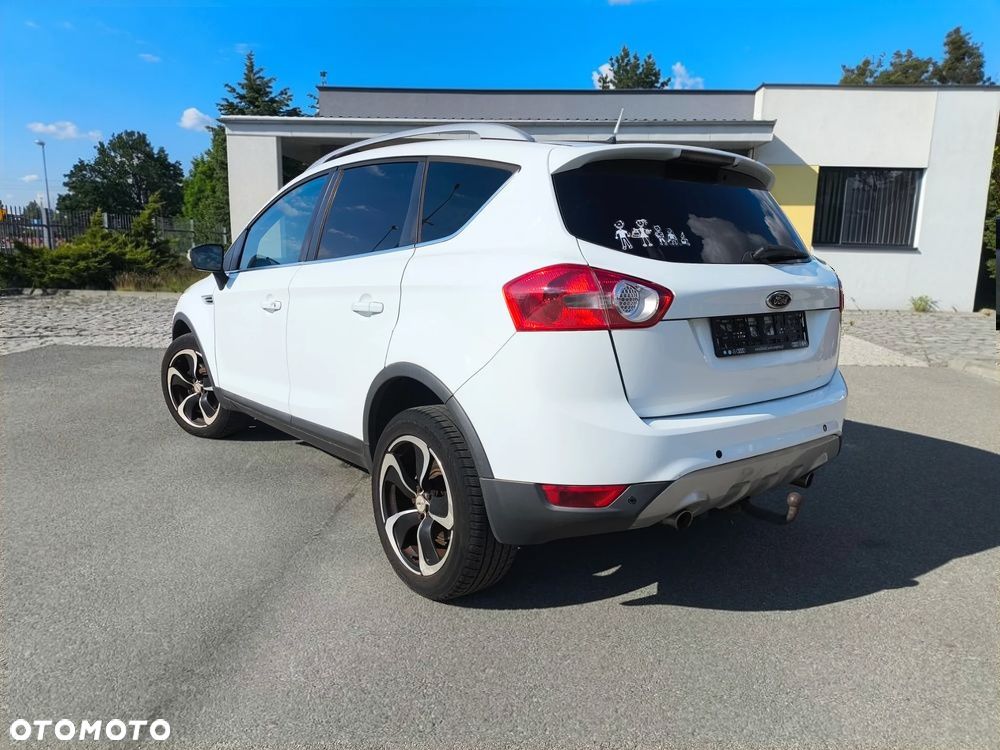 Ford Kuga - 2