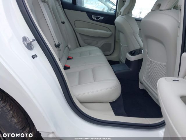 Volvo S60 T8 Recharge AWD Geartronic RDesign - 9