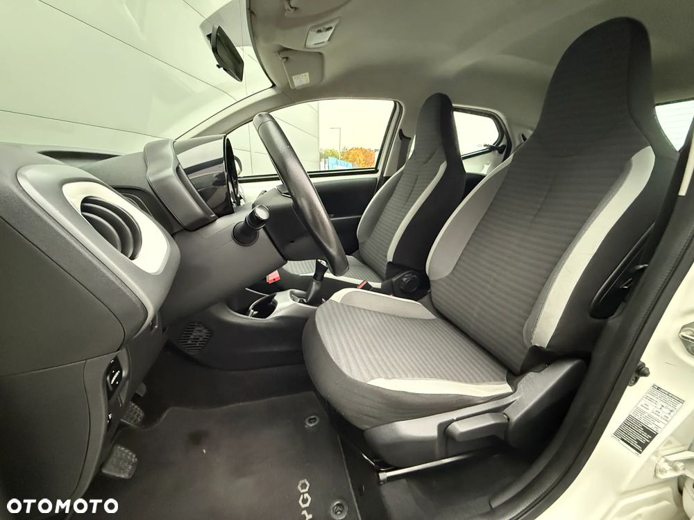 Toyota Aygo - 16