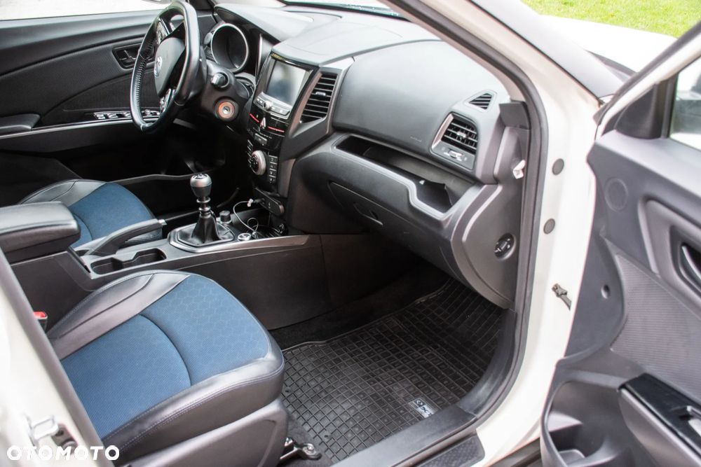 KG Mobility Xlv 2019 photo 2