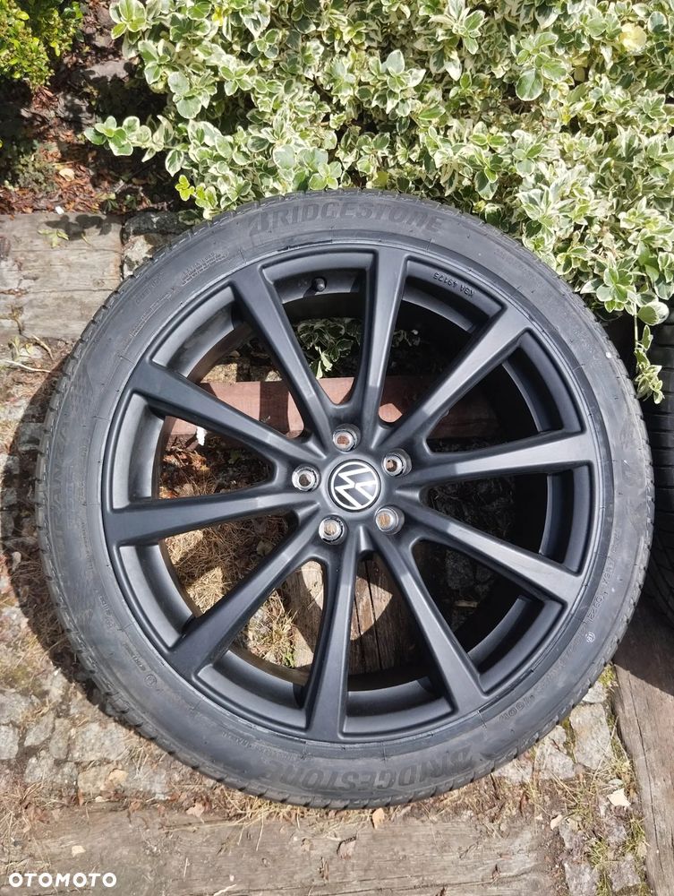 KOŁA VW ID 7 255 40 20 245 50 20 BRIDGESTONE 5X112 - 3