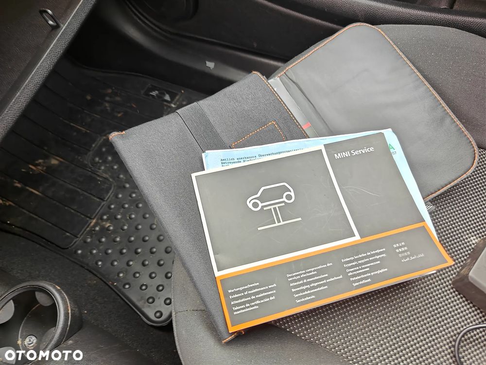 MINI Clubman One Soho - 13