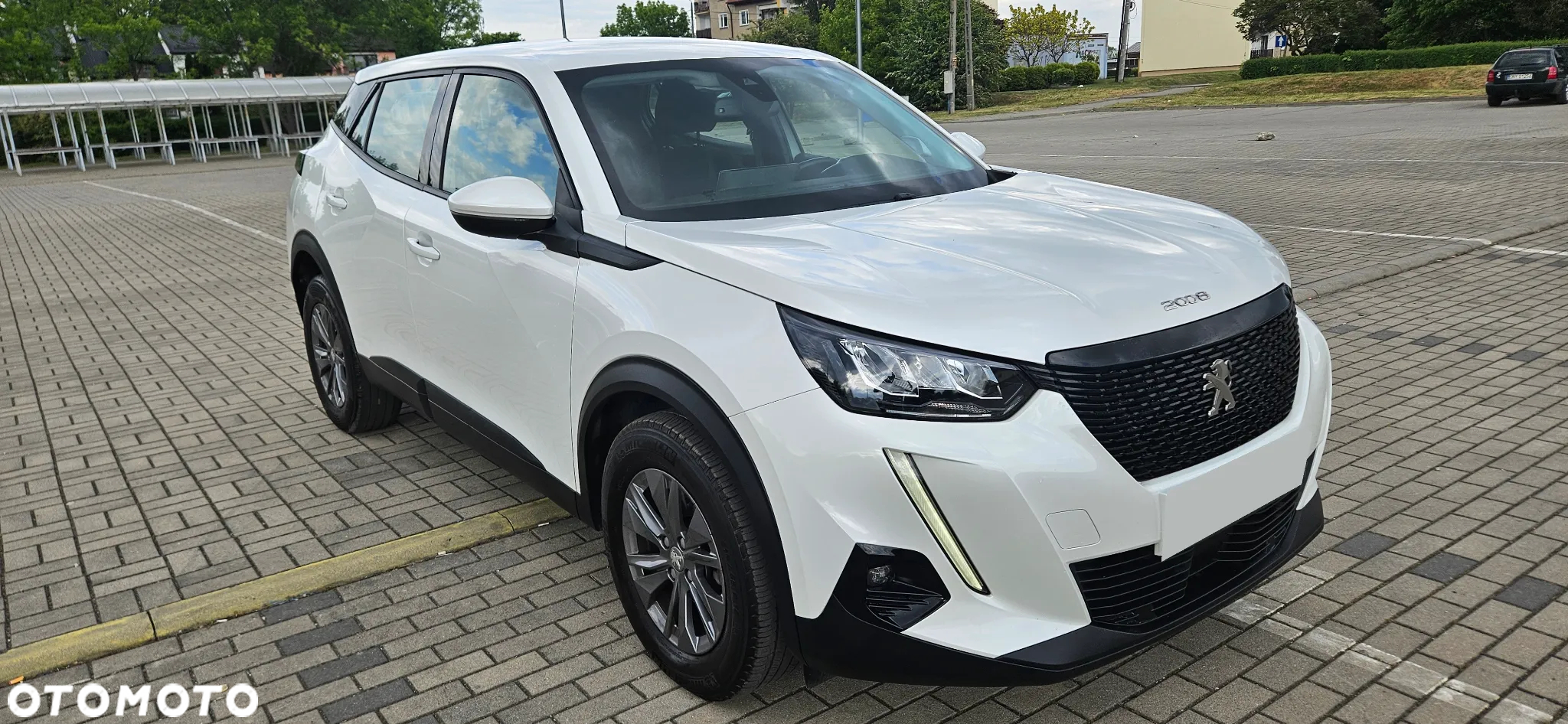 Peugeot 2008 PureTech 100 Allure - 3