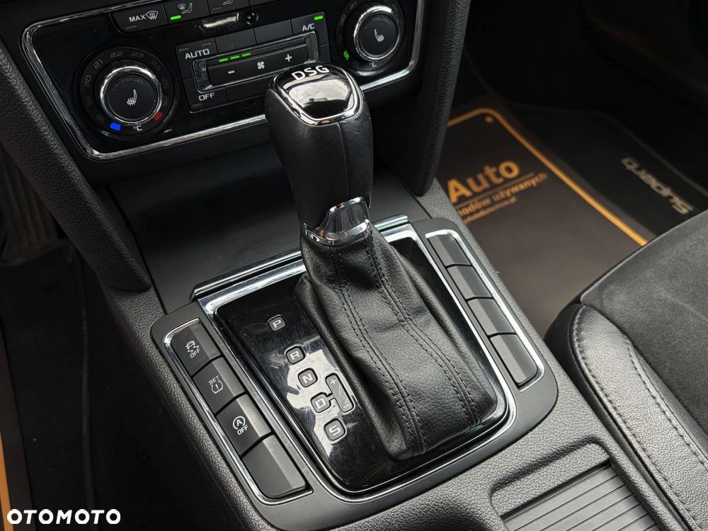 Skoda Superb 2.0 TDI Ambition DSG - 30