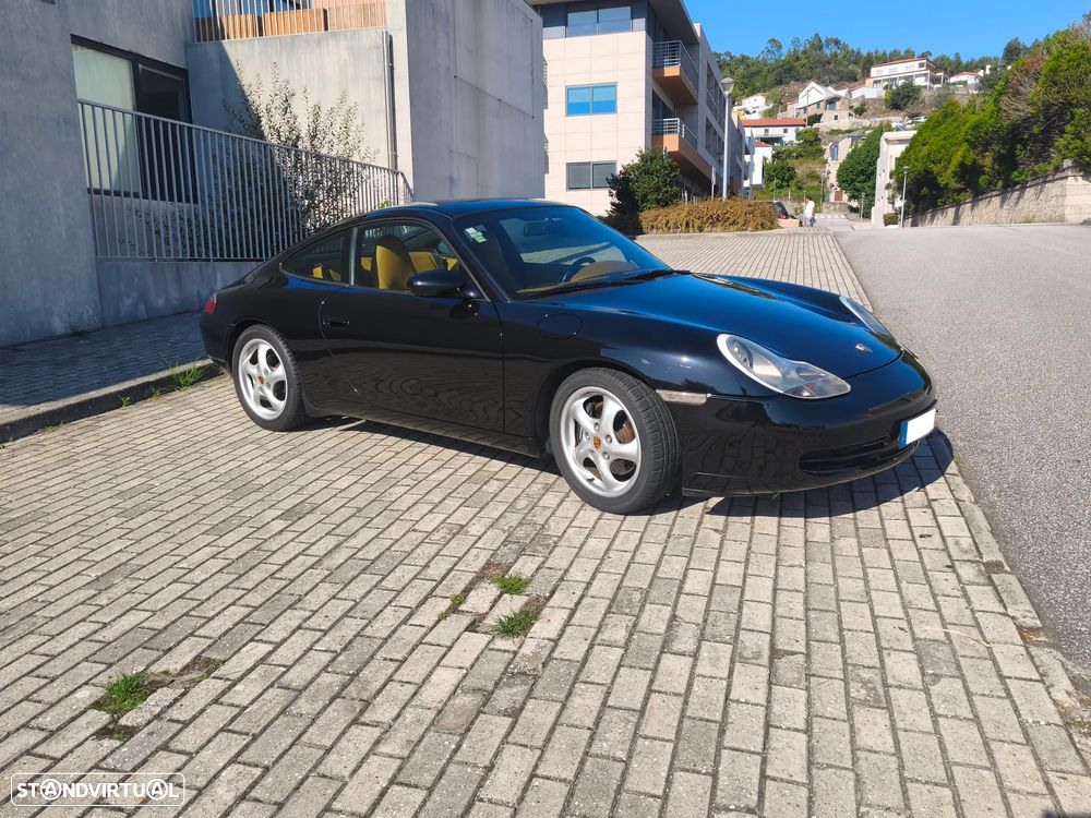 Porsche 911 (996) Carrera Coupé - 2