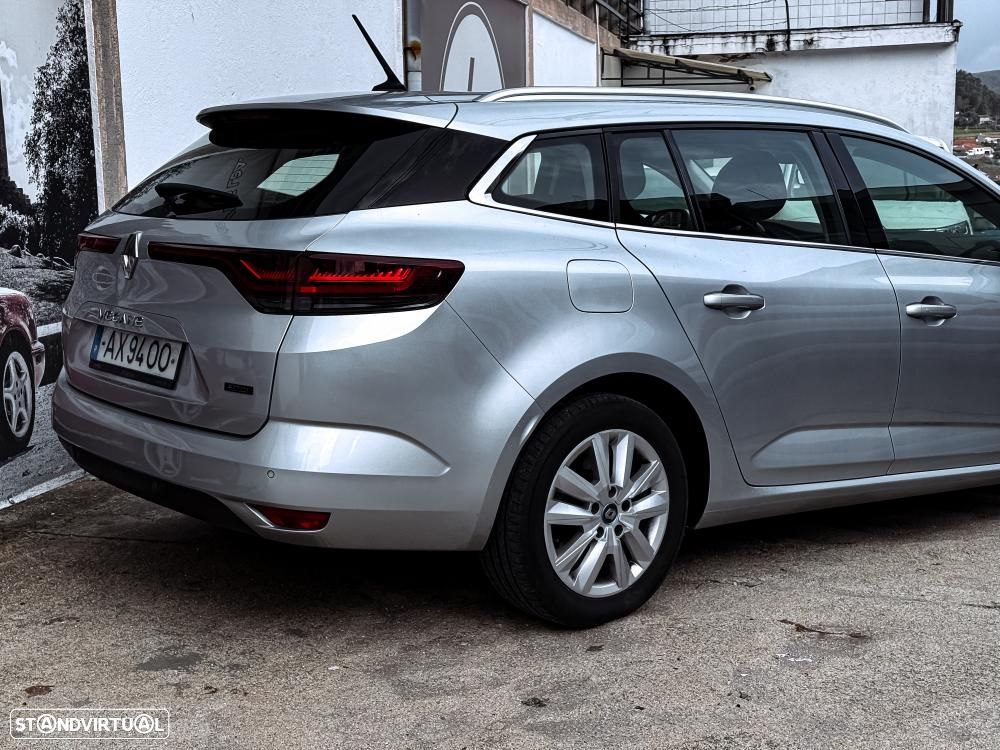Renault Mégane Sport Tourer 1.6 E-Tech Plug-In Hybrid Equilibre - 8
