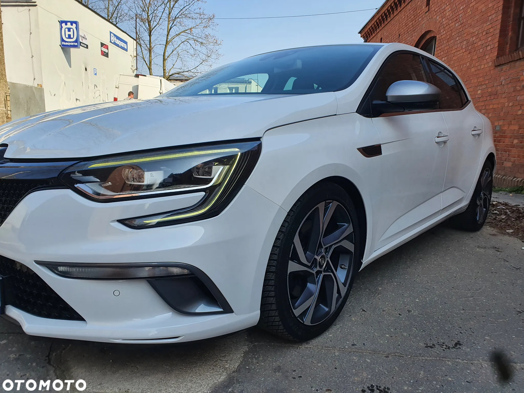 Renault Megane ENERGY dCi 165 EDC GT - 9