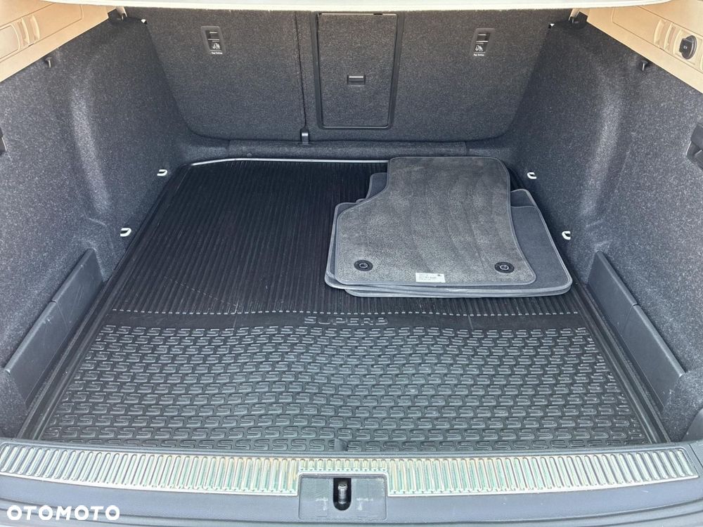Skoda Superb - 18