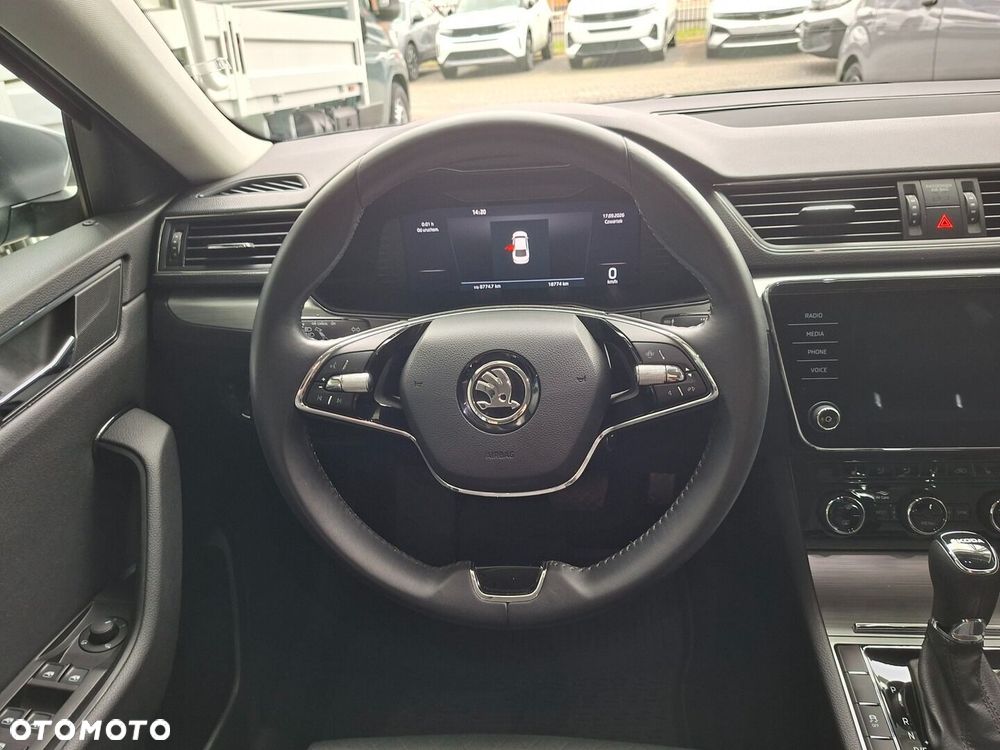 Skoda Superb 2.0 TSI Ambition DSG - 20