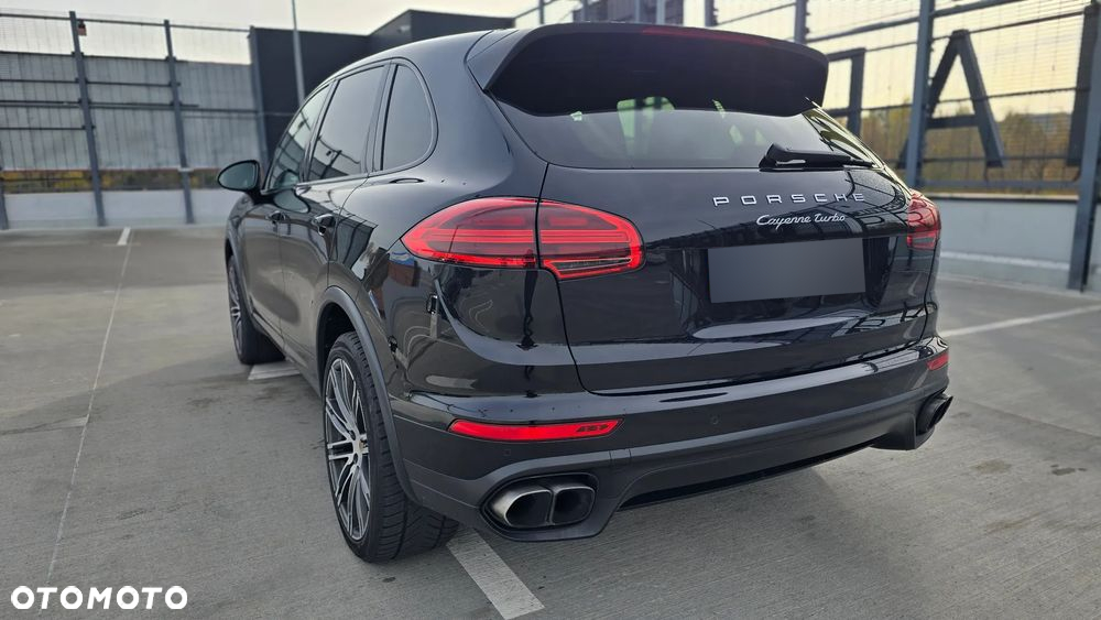 Porsche Cayenne Turbo - 26