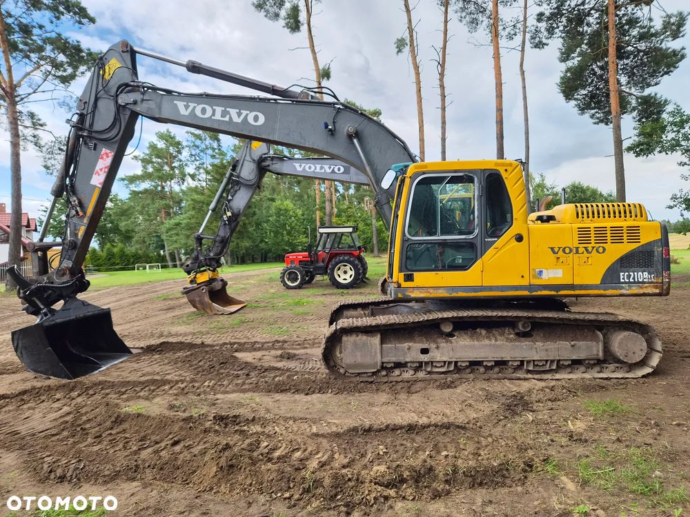 Volvo EC210Blc - 3
