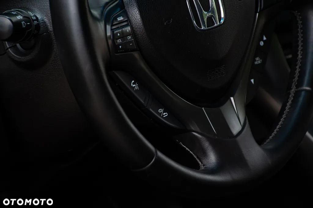 Honda Accord 2.0 Executive - 34