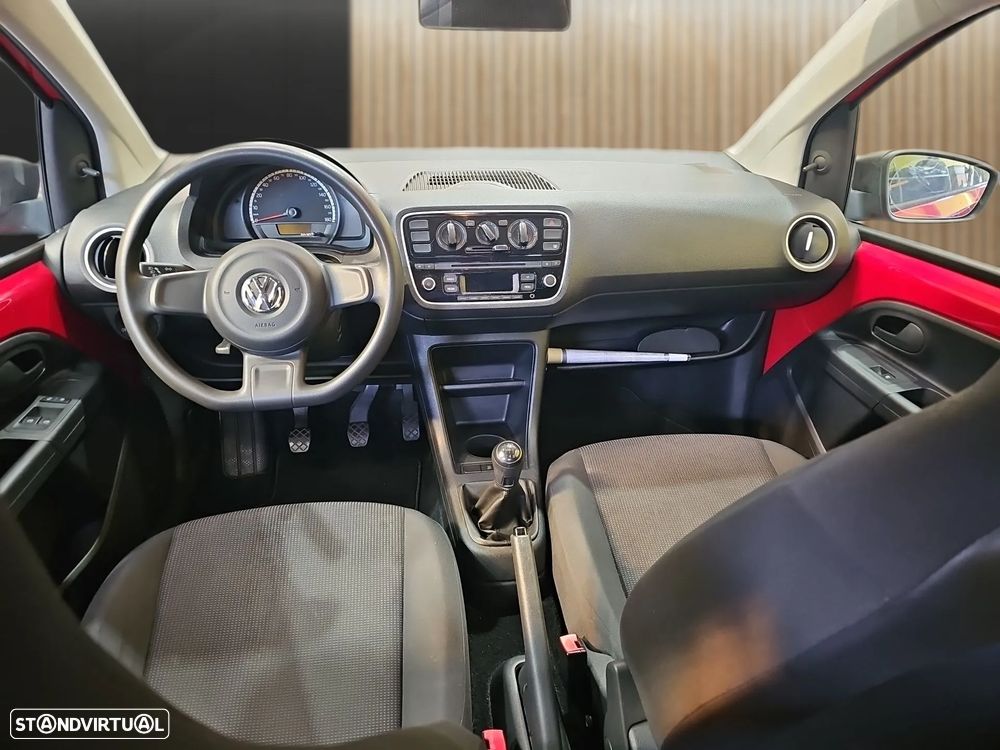 VW Up! 1.0 Take - 11