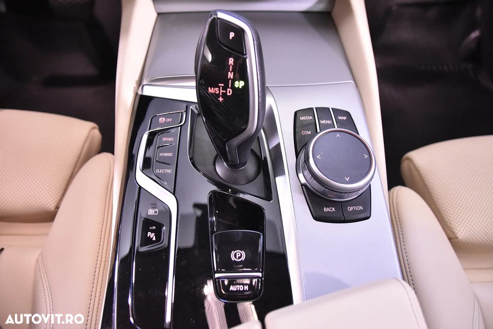 BMW Seria 5 530e xDrive AT PHEV - 18