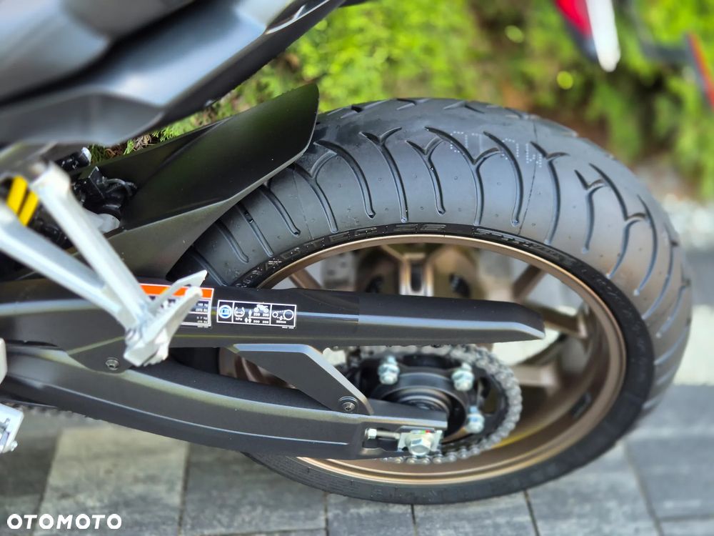 Honda CB - 26
