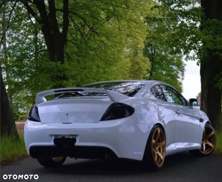 Hyundai Coupe 2.7 GLS - 4
