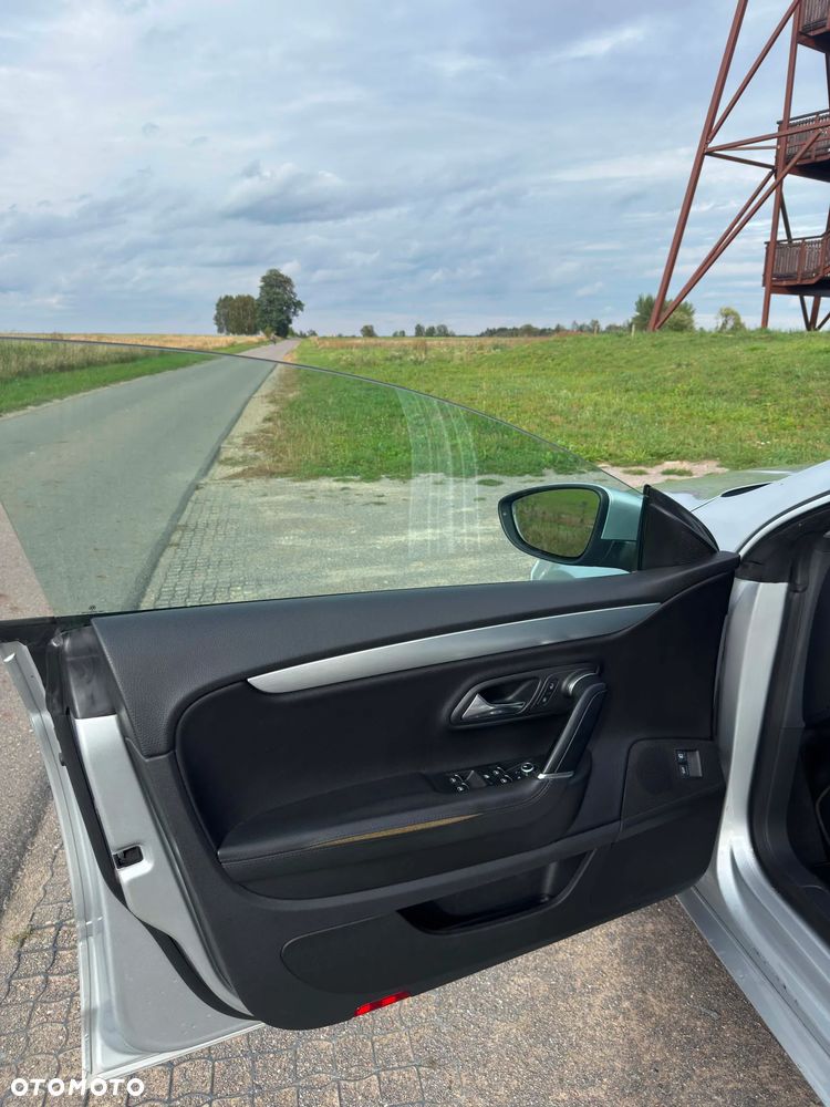 Volkswagen Passat 2.0 TDI Comfortline DSG - 9