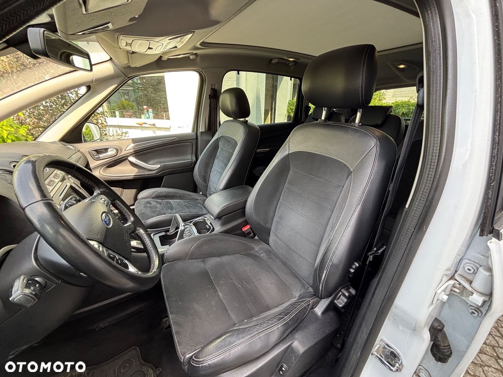 Ford S-Max 2.2 TDCi DPF Titanium - 9