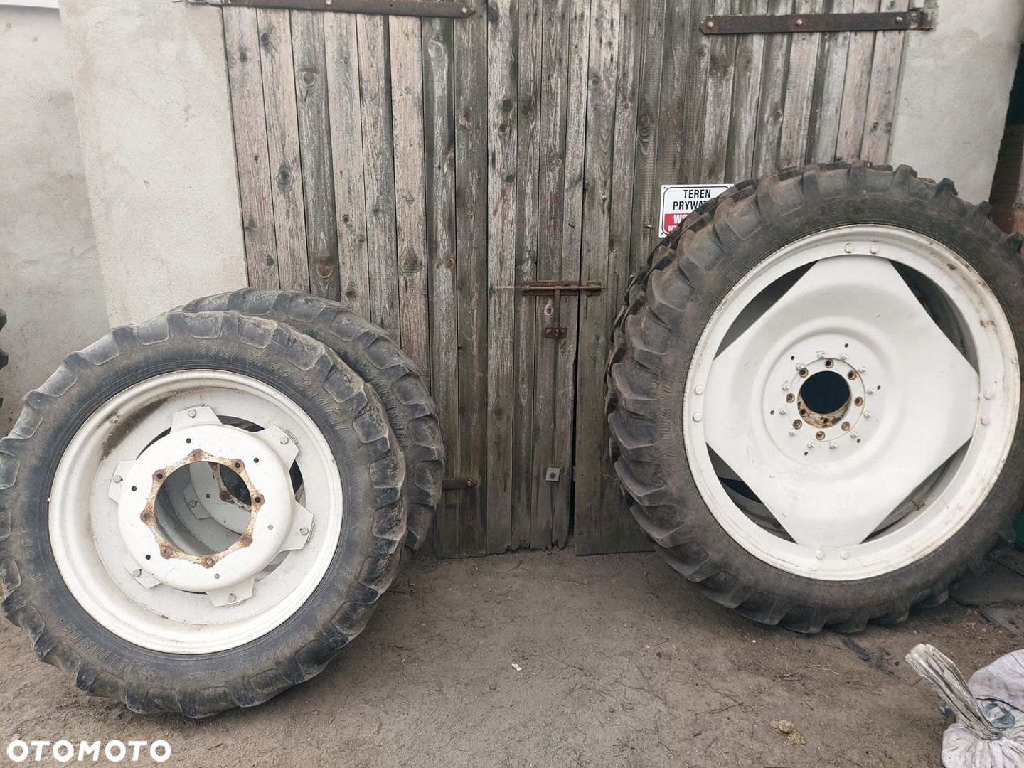 KOŁA DO MIĘDZYRZĘDZI WĄSKIE FELGI 8 SZPILEK OPONY 270/95R48 270/95R32 - 2