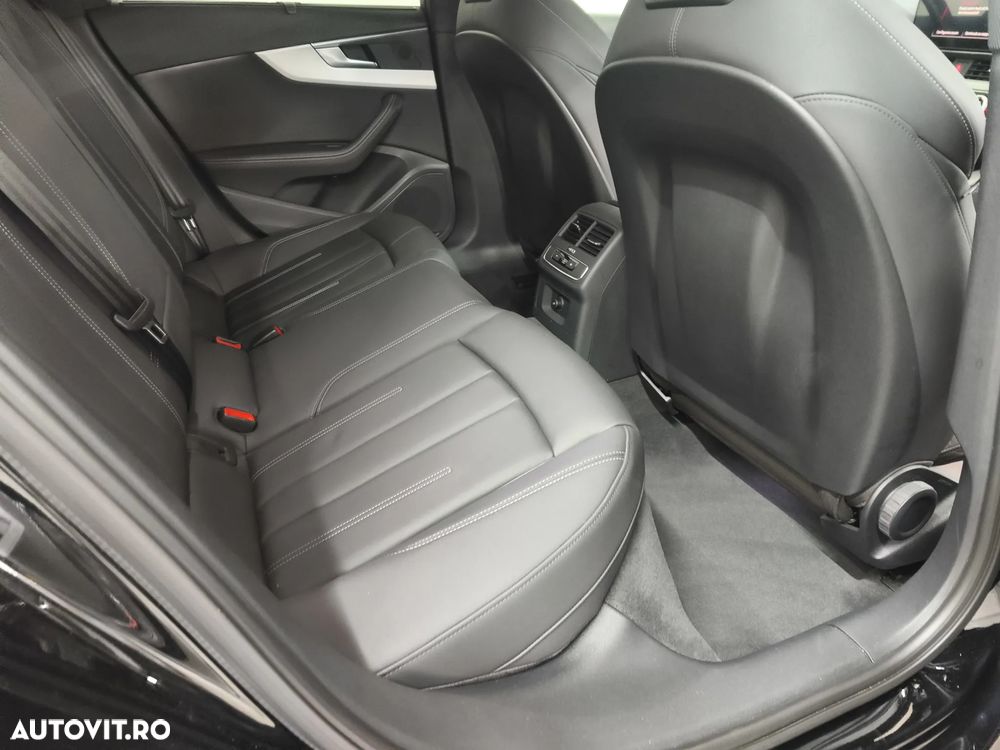 Audi A4 Avant 2.0 40 TDI quattro S tronic MHEV Advanced - 12