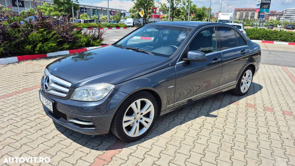 Mercedes-Benz C 200 CGI Automatik BlueEFFICIENCY Avantgarde - 3