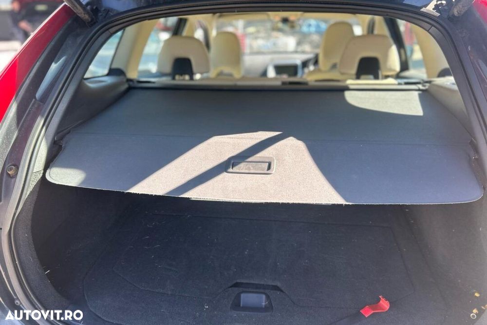 RULOU PORTBAGAJ  VOLVO XC60 - AN 2012 - 1