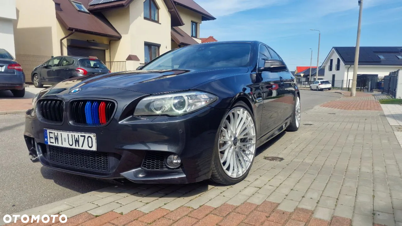 BMW Seria 5 528i xDrive Luxury Line - 2