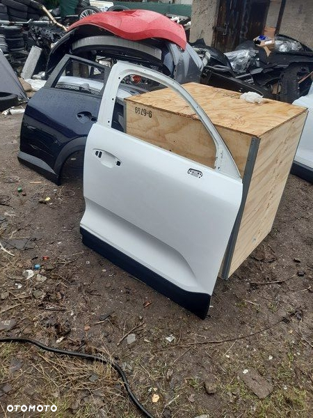 Drzwi prawe przednie Volvo XC-40 XC40 drzwi prawy przód przednie Volvo XC-40 XC40 2017 2018 2019 20 - 2