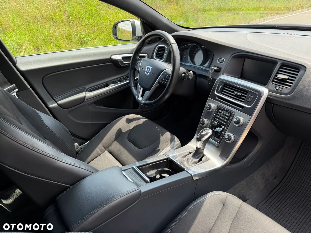 Volvo V60 D4 Drive-E Summum - 15